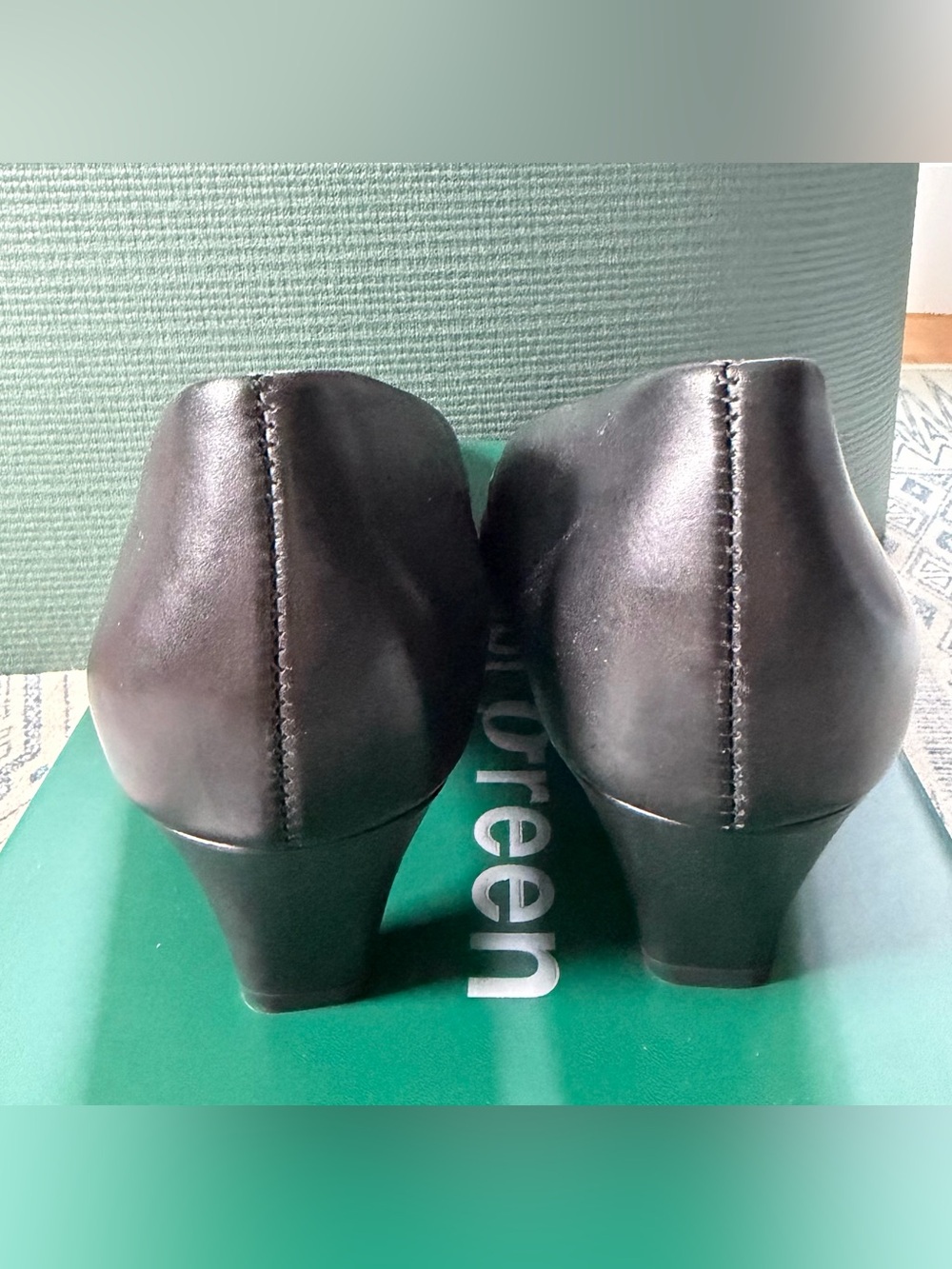 Paul Green ‘Camilla’ Black Pointed-Toe Leather Pumps NWT - Picture 4 of 7